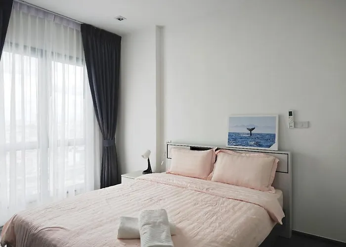 The Rich One Bed *