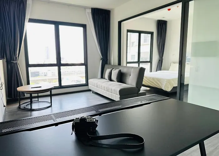 The Rich One Bed *